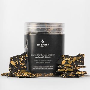 Crackers charcoal and seeds